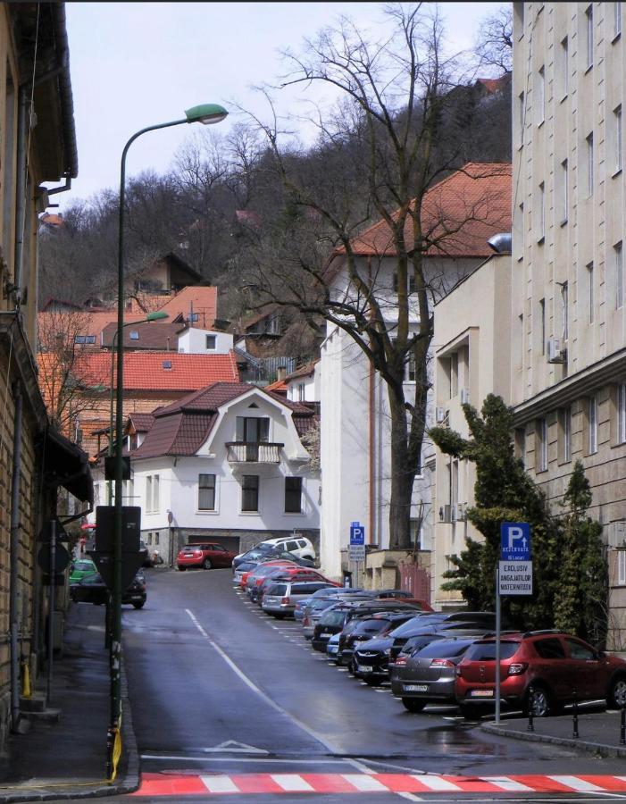 Appartamento Magic House Braşov Esterno foto